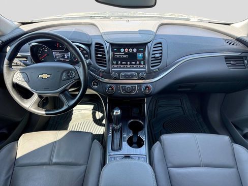 Used 2019 Chevrolet Impala LT w/ Sunroof and Spoiler Package FWD image 14