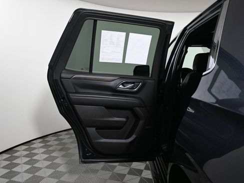 Used 2022 Chevrolet Tahoe LT w/ LT Signature Plus Package image 30