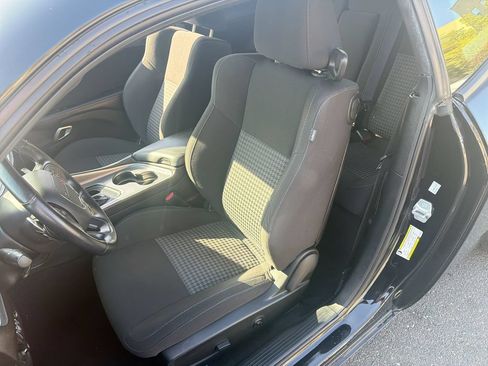 Used 2020 Dodge Challenger GT w/ Driver Convenience Group RWD image 13