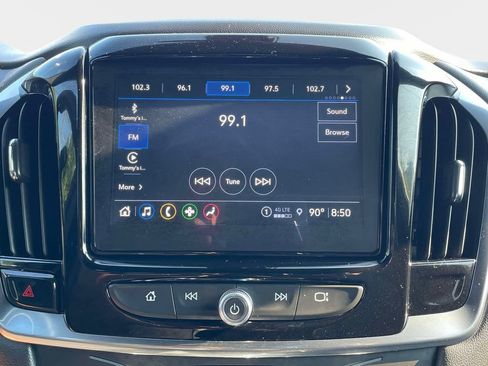 Used 2023 Chevrolet Traverse LT FWD image 28