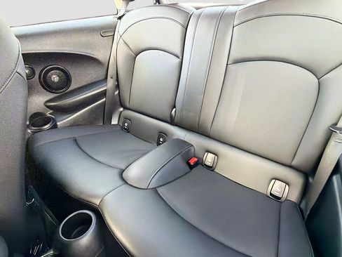 Used 2024 MINI Cooper SE image 19