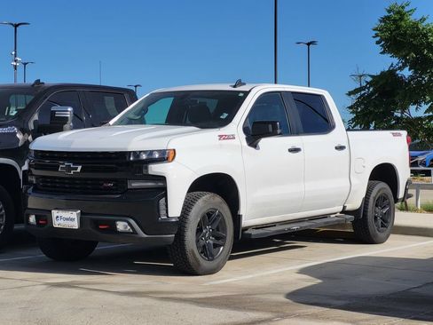 Used 2022 Chevrolet Silverado 1500 LT Trail Boss w/ Convenience Package II AWD/4WD image 1
