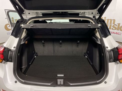 Used 2023 Buick Encore GX Select w/ Sport Touring Package image 22