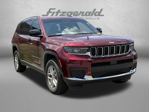 Used 2025 Jeep Grand Cherokee L Laredo w/ Luxury Tech Group I AWD/4WD image 1