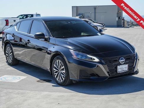 Used 2026 Nissan Altima 2.5 SV FWD image 5