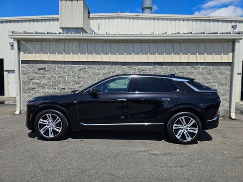 Used 2024 Cadillac Lyriq Tech w/ Driver Assist Package AWD/4WD image 3