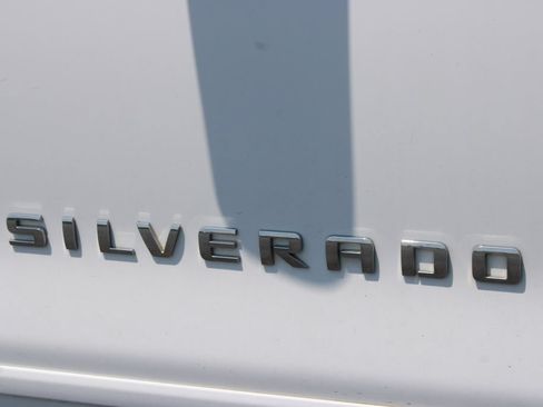 Used 2018 Chevrolet Silverado 1500 LT w/ All Star Edition RWD image 13