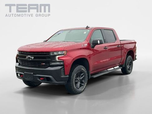Used 2021 Chevrolet Silverado 1500 LT Trail Boss w/ Convenience Package II image 3