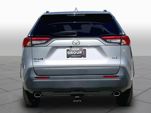 Used 2023 Toyota RAV4 XLE FWD image 9