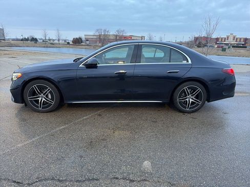 Used 2026 Mercedes-Benz E 350 4MATIC Sedan image 9