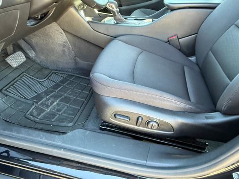 Used 2023 Chevrolet Malibu RS w/ LPO, Floor Liner Package image 17