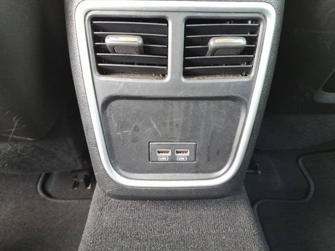 Used 2023 Chrysler 300 Touring L RWD image 13