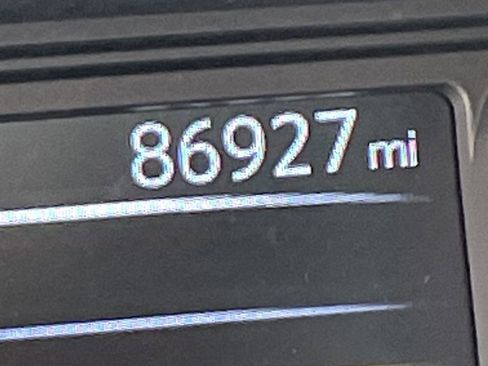 Used 2017 Nissan Titan PRO-4X image 10