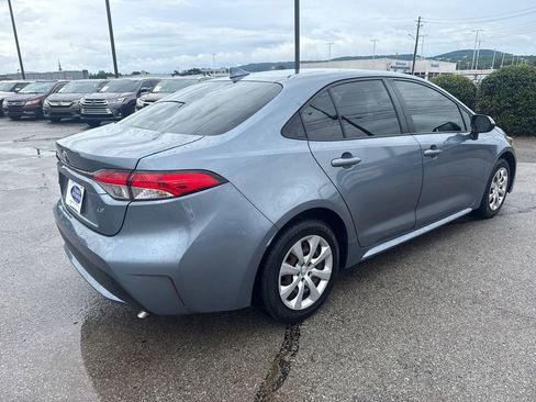 Used 2021 Toyota Corolla LE FWD image 5