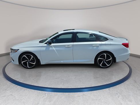 Used 2022 Honda Accord Sport image 8