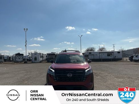 New 2026 Nissan Pathfinder SV image 2