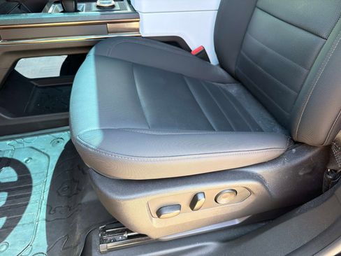 Used 2024 GMC Hummer EV 2X AWD/4WD image 19