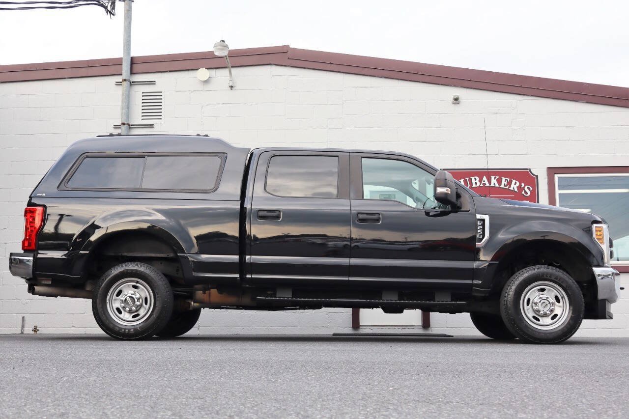 Used 2019 Ford F250 XL w/ Power Equipment Group AWD/4WD image 1