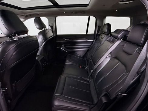 Used 2022 Jeep Grand Cherokee L Limited image 28