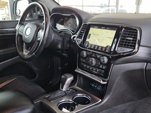 Used 2019 Jeep Grand Cherokee Altitude image 31