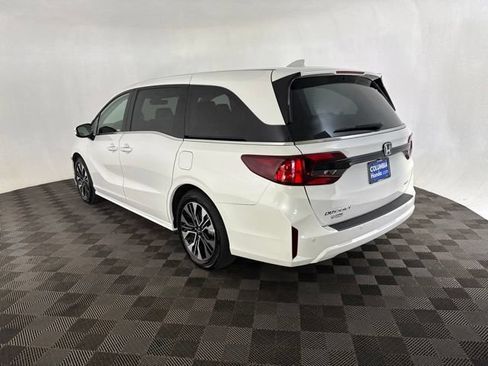 Used 2026 Honda Odyssey Elite image 6
