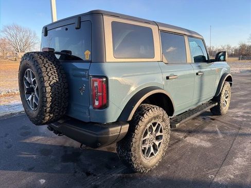 Used 2023 Ford Bronco Badlands image 6