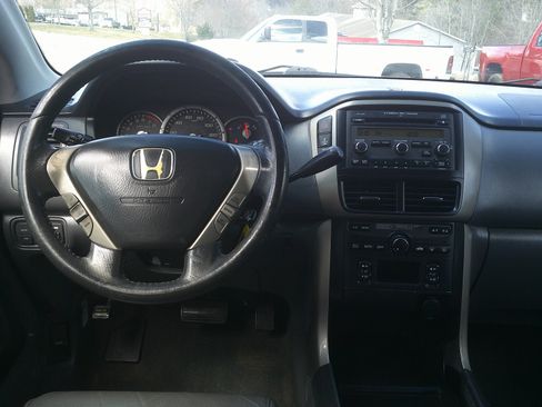 Used 2008 Honda Pilot EX-L image 16