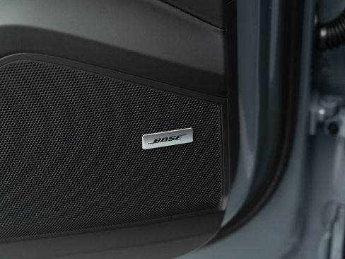 New 2026 Porsche Cayenne GTS image 23