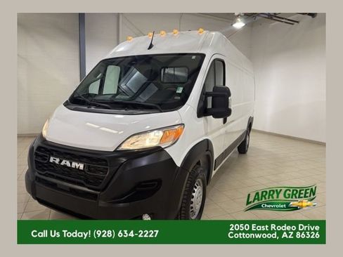 Used 2025 RAM ProMaster 2500 w/ Convenience Group FWD image 1