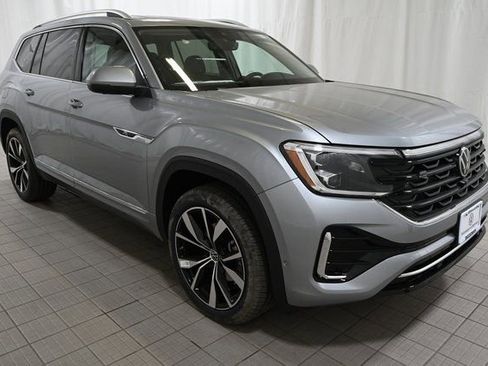 New 2026 Volkswagen Atlas SEL Premium R-Line AWD/4WD image 16