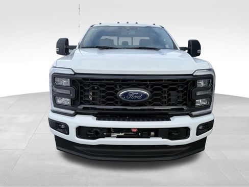 Used 2024 Ford F250 XLT w/ XLT Premium Package image 6