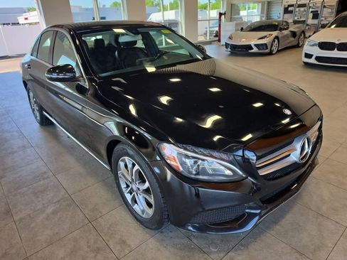 Used 2016 Mercedes-Benz C 300 4MATIC Sedan image 5