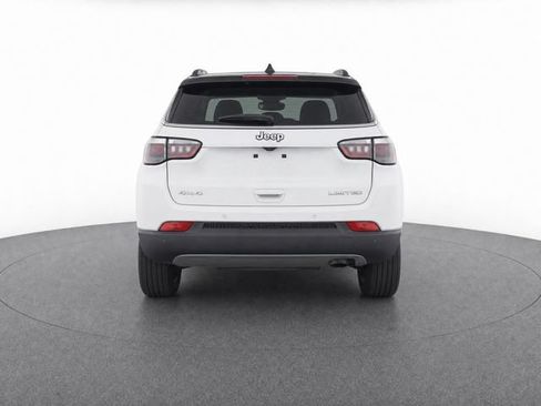 Used 2025 Jeep Compass Limited AWD/4WD image 3