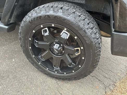 Used 2013 Jeep Wrangler Unlimited Sahara w/ Connectivity Group image 11