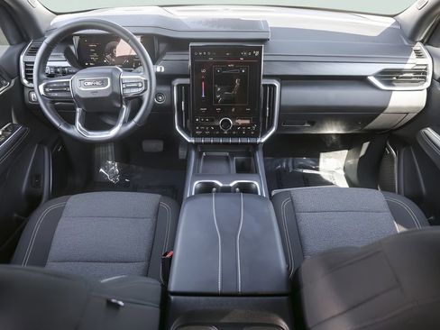 Used 2025 GMC Acadia Elevation image 24