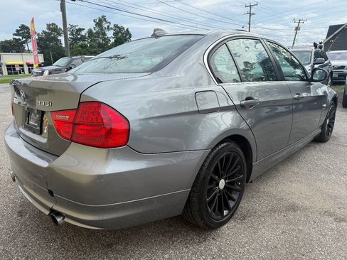 Used 2011 BMW 335i xDrive Sedan image 7