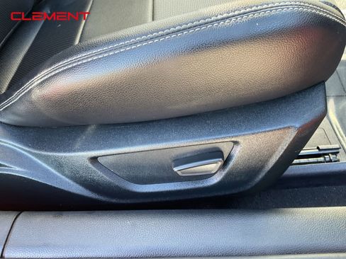 Used 2022 Ford Mustang Premium image 25