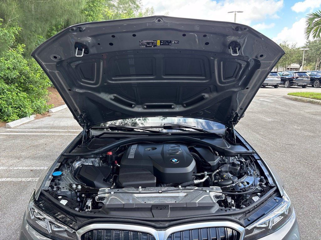 Used 2026 BMW 330i xDrive Sedan AWD/4WD image 11