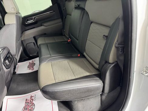 Used 2024 Chevrolet Silverado 1500 ZR2 w/ Technology Package image 40