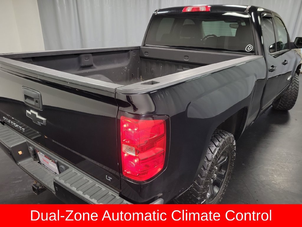 Used 2018 Chevrolet Silverado 1500 LT w/ Midnight Edition AWD/4WD image 9