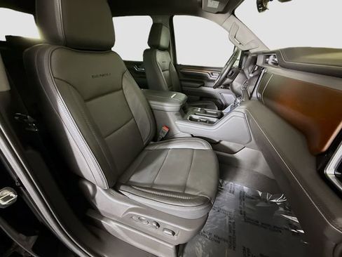 Used 2024 GMC Sierra 2500 Denali w/ Denali Reserve Package image 31