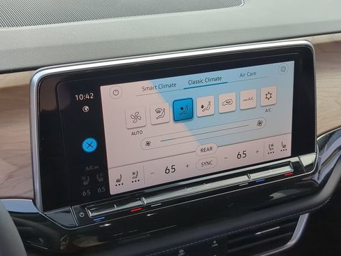 New 2026 Volkswagen Atlas SE image 19