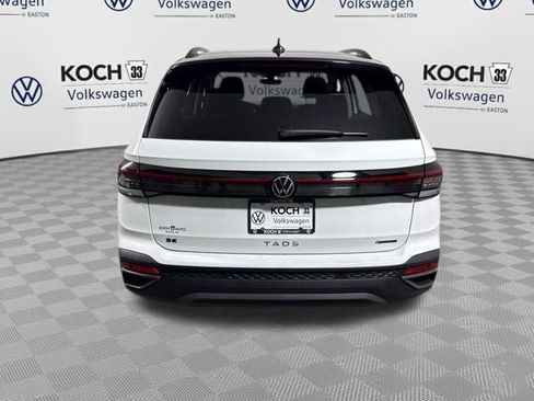 New 2026 Volkswagen Taos SE AWD/4WD image 7