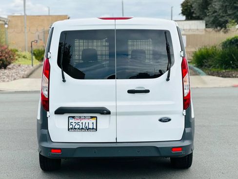 Used 2017 Ford Transit Connect XL FWD image 4