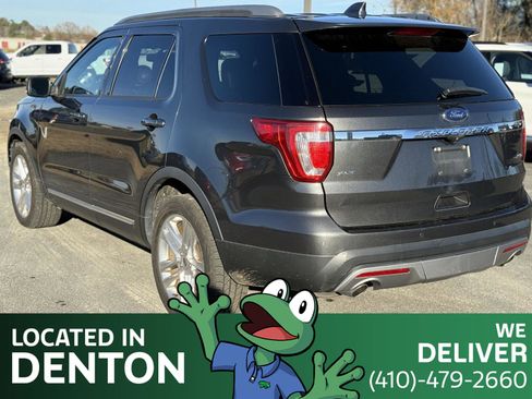 Used 2017 Ford Explorer XLT w/ Equipment Group 202A image 6