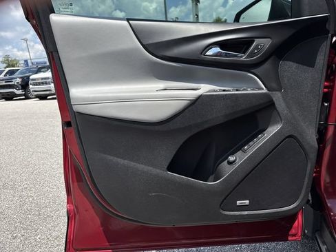 Used 2020 Chevrolet Equinox Premier FWD image 33