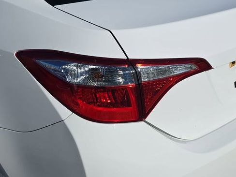 Used 2014 Toyota Corolla LE image 33