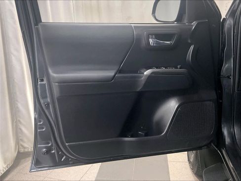 Certified 2023 Toyota Tacoma TRD Sport image 9