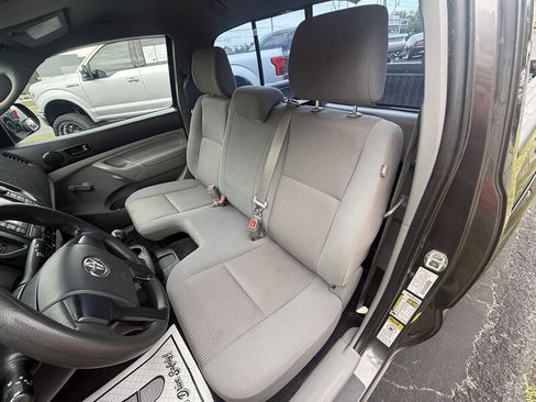 Used 2013 Toyota Tacoma 2WD Regular Cab image 14