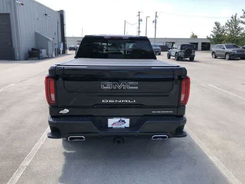 Used 2025 GMC Sierra 1500 Denali Ultimate AWD/4WD image 5